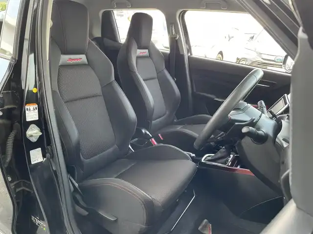 スズキ スイフト スポーツ セーフティPKG 東京都 2019(令1)年 6.3万km スーパーブラックパール 純正８型ナビ　/全周囲カメラ　/前後ドラレコ　/ＥＴＣ　/レーダークルーズ　/ＴＶ　/Ｂｌｕｅｔｏｏｔｈ　/ＣＤ　/ＤＶＤ　/純正フロアマット　/純正サイドバイザー　/衝突軽減システム　/オートライト　/オートエアコン