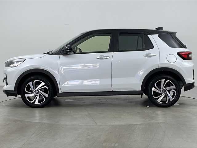 トヨタ ライズ Z 道央・札幌 2025(令7)年 0.1千km ブラックマイカメタリック/シャイニングホワイトパール ・4WD/・寒冷地仕様/・純正ディスプレイオーディオ　/&TV&BT&HDMI&AndroidAuto&AppleCarplay/・全方位カメラ/・スマートアシスト/・クルーズコントロール/・前席シートヒーター/・LEDヘッドライト/・LEDフォグ/・オートマチックハイビーム/・オートライト/・スマートキー/・スペアキー