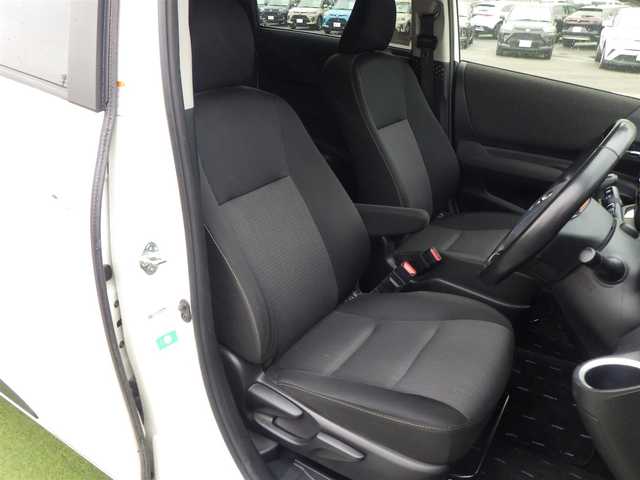 トヨタ シエンタ G 千葉県 2020(令2)年 5.2万km ホワイトパールクリスタルシャイン Toyota Safety Sense/・プリクラッシュセーフティ/・レーンディパーチャーアラート/・オートハイビーム/両側パワースライドドア/純正SDナビ/地デジTV/【DVD/CD再生機能　Bluetooth接続】/バックカメラ/ドライブレコーダー（前後撮影）/革巻きステアリング/ETC/HIDヘッドライト/ウインカーミラー/フロントコーナーセンサー/スマートキー