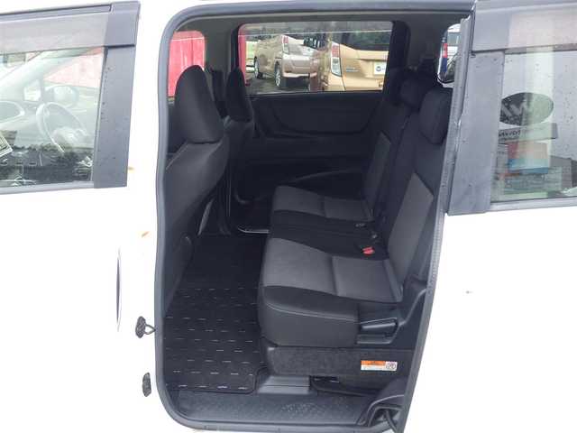 トヨタ シエンタ G 千葉県 2020(令2)年 5.2万km ホワイトパールクリスタルシャイン Toyota Safety Sense/・プリクラッシュセーフティ/・レーンディパーチャーアラート/・オートハイビーム/両側パワースライドドア/純正SDナビ/地デジTV/【DVD/CD再生機能　Bluetooth接続】/バックカメラ/ドライブレコーダー（前後撮影）/革巻きステアリング/ETC/HIDヘッドライト/ウインカーミラー/フロントコーナーセンサー/スマートキー