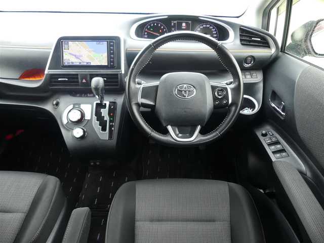 トヨタ シエンタ G 千葉県 2020(令2)年 5.2万km ホワイトパールクリスタルシャイン Toyota Safety Sense/・プリクラッシュセーフティ/・レーンディパーチャーアラート/・オートハイビーム/両側パワースライドドア/純正SDナビ/地デジTV/【DVD/CD再生機能　Bluetooth接続】/バックカメラ/ドライブレコーダー（前後撮影）/革巻きステアリング/ETC/HIDヘッドライト/ウインカーミラー/フロントコーナーセンサー/スマートキー