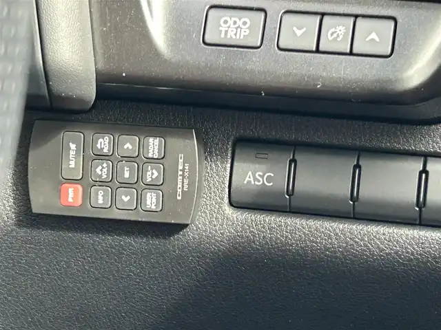 レクサス ＵＸ 250h Fスポーツ 大阪府 2019(平31)年 4.6万km グラファイトブラックガラスフレーク レクサスセーフティシステム/・アダプティクブクルーズコントロール/・プリクラッシュセーフティー/・レーントレーシングアシスト/・クリアランスソナー/・レーンディパーチャーアラート /・オートマチックハイビーム/・ロードサインアシスト/純正ナビ/・Bluetooth/フルセグTV/CD/Blu-ray/USB/　Miracast/AUX/ラジオ/主要装備/・バックカメラ/・BSM/・オートホールド/・ステアリングヒーター/・サンルーフ/・赤革シート/・パワーシート/メモリー付き/・シートヒーター/・横滑り防止装置/・レーダー探知機/・ドライブレコーダー/・ETC2.0