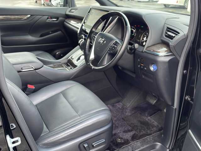 トヨタ アルファードハイブリット エグゼクティブ ラウンジ S 道北・旭川 2020(令2)年 4.5万km ブラック /4WD//禁煙車//JBLサウンド//モデリスタ19インチアルミホイール//純正ディスプレイオーディオナビ機能付き//CD/DVD/BD/SD/MSV/BT/USB/フルセグ//パノラミックビューモニター//13.3型リアエンターテイメントシステム//黒革シート//運転席メモリシート//パワーシート//1・2列目シートヒーター//1・2列目エアシート//トヨタセーフティセンス//PCS/ACC/LTA/BSM/RCTA/PKSB/RSA//クリアランスソナー//パーキングアシスト//デジタルインナーミラー//１５００Wコンセント//ステアリングヒーター//オートハイビーム//オートライト//3眼LEDヘッドライト//フォグライト//前後ドライブレコーダー//ビルトインETC2.0//両側パワースライドドア//パワーバックドア//サンシェード//純正フロアマット//オートリトラミラー//オートワイパー//ドアバイザー//保証書//取説