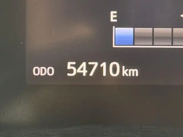 トヨタ シエンタ G 大阪府 2017(平29)年 5.5万km レッドマイカM ナビTV バックカメラ 両側パワースライドドア シートヒーター 衝突軽減ブレーキ レーンアシスト オートハイビーム スマートキー プッシュスタート オートライト LEDヘッドライト ドライブレコーダー ETC