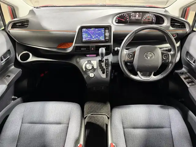 トヨタ シエンタ G 大阪府 2017(平29)年 5.5万km レッドマイカM ナビTV バックカメラ 両側パワースライドドア シートヒーター 衝突軽減ブレーキ レーンアシスト オートハイビーム スマートキー プッシュスタート オートライト LEDヘッドライト ドライブレコーダー ETC