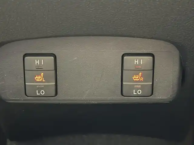 トヨタ シエンタ G 大阪府 2017(平29)年 5.5万km レッドマイカM ナビTV バックカメラ 両側パワースライドドア シートヒーター 衝突軽減ブレーキ レーンアシスト オートハイビーム スマートキー プッシュスタート オートライト LEDヘッドライト ドライブレコーダー ETC