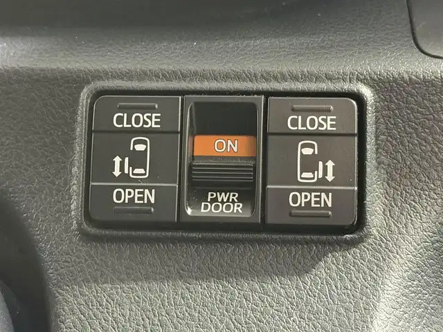 トヨタ シエンタ G 大阪府 2017(平29)年 5.5万km レッドマイカM ナビTV バックカメラ 両側パワースライドドア シートヒーター 衝突軽減ブレーキ レーンアシスト オートハイビーム スマートキー プッシュスタート オートライト LEDヘッドライト ドライブレコーダー ETC