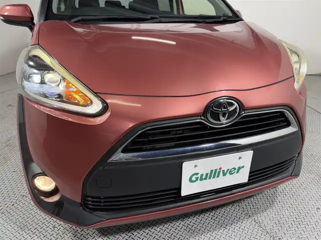 トヨタ シエンタ G 大阪府 2017(平29)年 5.5万km レッドマイカM ナビTV バックカメラ 両側パワースライドドア シートヒーター 衝突軽減ブレーキ レーンアシスト オートハイビーム スマートキー プッシュスタート オートライト LEDヘッドライト ドライブレコーダー ETC