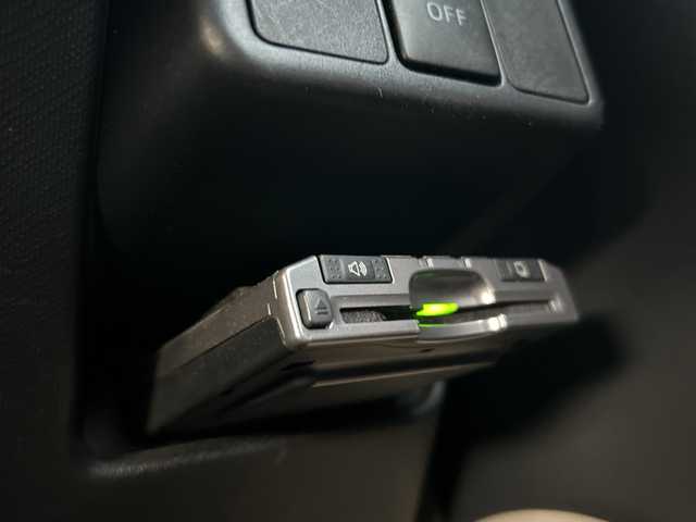 トヨタ アクア 山梨県 2013(平25)年 3.8万km 青 純正ナビ　/純正フロアマット/フルセグ/LEDライト