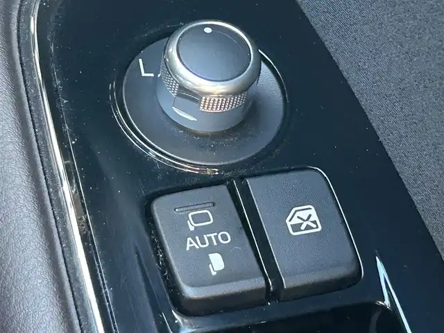 マツダ ＣＸ－８ XD プロアクティブ 熊本県 2018(平30)年 1.9万km ディープクリスタルブルーマイカ 純正ナビ/・AM/FM/CD/DVD/USB/AUX/BT/・フルセグTV/全周囲カメラ/・フロント/サイド/バック/トラクションコントロールシステム/レーンキープアシスト/ブラインドスポットモニター/スマートブレーキサポート/交通標識認識システム/ドライバーアテンションアラート/車間認知支援システム/ヘッドアップディスプレイ/オートマチックハイビーム/前後コーナーセンサー/レーダークルーズコントロール/革巻きステアリング/・ステアリングリモコン/・ステアリングヒーター/D席パワーシート/・D/N席シートヒーター/オートライト/・LEDライト/電動格納ミラー/・ウィンカーミラー/前方ドライブレコーダー/電動サイドブレーキ/・オートホールドボタン/純正アルミホイール/純正フロアマット/スマートキー