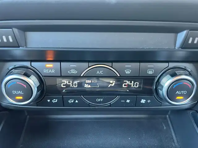 マツダ ＣＸ－８ XD プロアクティブ 熊本県 2018(平30)年 1.9万km ディープクリスタルブルーマイカ 純正ナビ/・AM/FM/CD/DVD/USB/AUX/BT/・フルセグTV/全周囲カメラ/・フロント/サイド/バック/トラクションコントロールシステム/レーンキープアシスト/ブラインドスポットモニター/スマートブレーキサポート/交通標識認識システム/ドライバーアテンションアラート/車間認知支援システム/ヘッドアップディスプレイ/オートマチックハイビーム/前後コーナーセンサー/レーダークルーズコントロール/革巻きステアリング/・ステアリングリモコン/・ステアリングヒーター/D席パワーシート/・D/N席シートヒーター/オートライト/・LEDライト/電動格納ミラー/・ウィンカーミラー/前方ドライブレコーダー/電動サイドブレーキ/・オートホールドボタン/純正アルミホイール/純正フロアマット/スマートキー