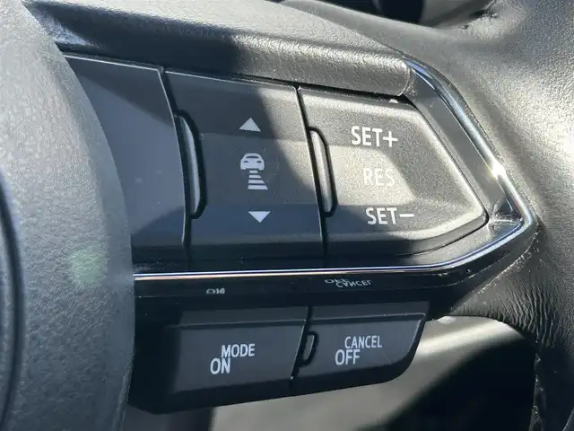 マツダ ＣＸ－８ XD プロアクティブ 熊本県 2018(平30)年 1.9万km ディープクリスタルブルーマイカ 純正ナビ/・AM/FM/CD/DVD/USB/AUX/BT/・フルセグTV/全周囲カメラ/・フロント/サイド/バック/トラクションコントロールシステム/レーンキープアシスト/ブラインドスポットモニター/スマートブレーキサポート/交通標識認識システム/ドライバーアテンションアラート/車間認知支援システム/ヘッドアップディスプレイ/オートマチックハイビーム/前後コーナーセンサー/レーダークルーズコントロール/革巻きステアリング/・ステアリングリモコン/・ステアリングヒーター/D席パワーシート/・D/N席シートヒーター/オートライト/・LEDライト/電動格納ミラー/・ウィンカーミラー/前方ドライブレコーダー/電動サイドブレーキ/・オートホールドボタン/純正アルミホイール/純正フロアマット/スマートキー