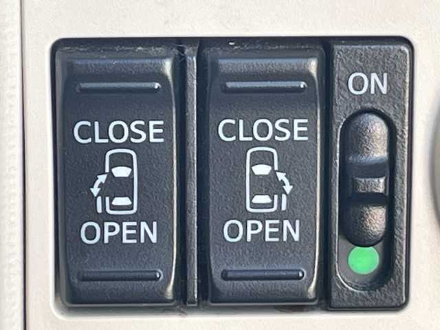 ダイハツ ムーヴ キャンバス G ブラックインテリア リミテッド SAⅢ 茨城県 2019(令1)年 8.8万km パールホワイトⅢ/スムースグレーマイカメタリック 2トーン カロッツェリアナビ /両側パワースライドドア /衝突軽減システム /アラウンドビューモニター /コーナーセンサー前後 /2トーンカラー /LEDヘッドライト /LEDフォグランプ /ドライブレコーダー /ETC/オートマチックハイビーム /USBソケット