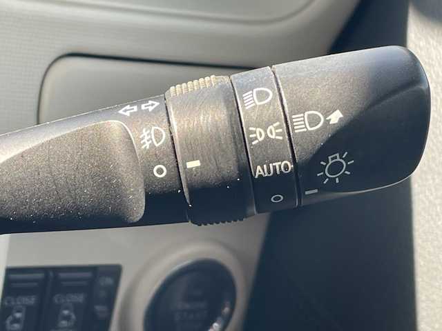 ダイハツ ムーヴ キャンバス G ブラックインテリア リミテッド SAⅢ 茨城県 2019(令1)年 8.8万km パールホワイトⅢ/スムースグレーマイカメタリック 2トーン カロッツェリアナビ /両側パワースライドドア /衝突軽減システム /アラウンドビューモニター /コーナーセンサー前後 /2トーンカラー /LEDヘッドライト /LEDフォグランプ /ドライブレコーダー /ETC/オートマチックハイビーム /USBソケット