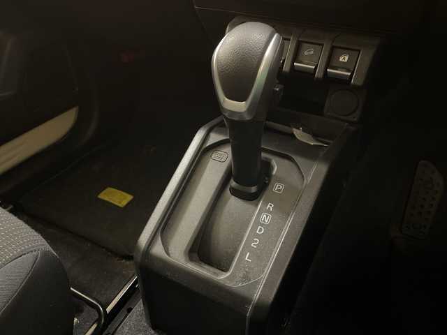 スズキ ジムニー XL 新潟県 2021(令3)年 6万km シフォンアイボリーM 4WD/社外ディスプレイオーディオ/CD/DVD/BT/バックカメラ/衝突被害軽減ブレーキ/レーンキープアシスト/シートヒーター/スマートキー/プッシュスタート/オートライト/オートハイビーム/フォグランプ