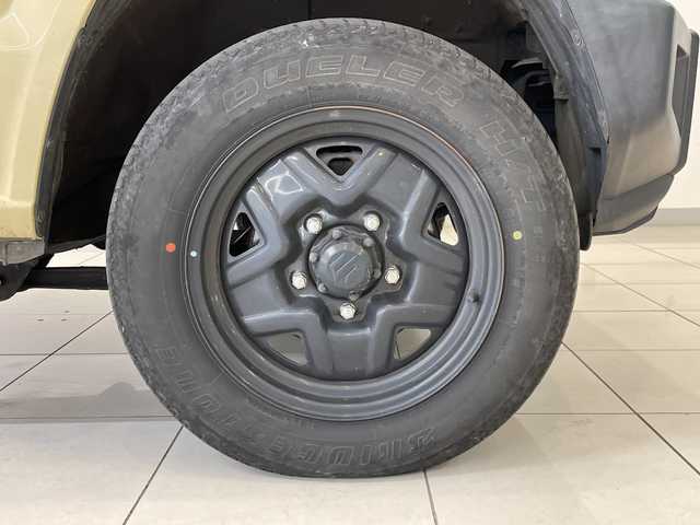 スズキ ジムニー XL 新潟県 2021(令3)年 6万km シフォンアイボリーM 4WD/社外ディスプレイオーディオ/CD/DVD/BT/バックカメラ/衝突被害軽減ブレーキ/レーンキープアシスト/シートヒーター/スマートキー/プッシュスタート/オートライト/オートハイビーム/フォグランプ