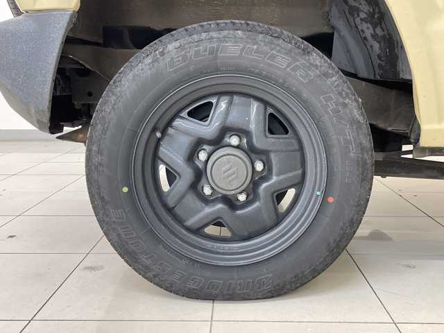 スズキ ジムニー XL 新潟県 2021(令3)年 6万km シフォンアイボリーM 4WD/社外ディスプレイオーディオ/CD/DVD/BT/バックカメラ/衝突被害軽減ブレーキ/レーンキープアシスト/シートヒーター/スマートキー/プッシュスタート/オートライト/オートハイビーム/フォグランプ