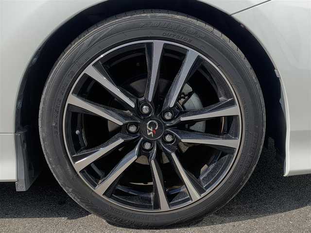 トヨタ プリウス α S ツーリングセレクション G’s 大阪府 2015(平27)年 5.7万km ホワイトパールクリスタルシャイン ワンオーナー/純正メモリーナビ/CD/DVD/Bluetooth/フルセグTV/バックカメラ/LEDオートヘッドライト/LEDイルミネーションビーム/純正大径マフラー/純正18インチAW/G’s専用サスペンション/革巻きステアリング/ハーフレザスポーツーシート/USB/プッシュスタート/スマートキー/ビルトインETC