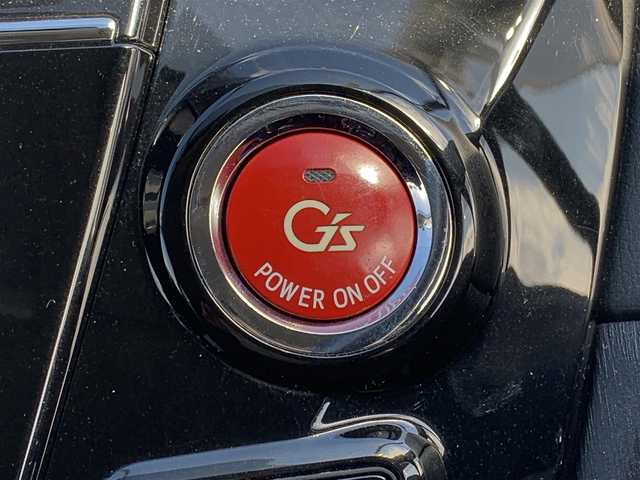トヨタ プリウス α S ツーリングセレクション G’s 大阪府 2015(平27)年 5.7万km ホワイトパールクリスタルシャイン ワンオーナー/純正メモリーナビ/CD/DVD/Bluetooth/フルセグTV/バックカメラ/LEDオートヘッドライト/LEDイルミネーションビーム/純正大径マフラー/純正18インチAW/G’s専用サスペンション/革巻きステアリング/ハーフレザスポーツーシート/USB/プッシュスタート/スマートキー/ビルトインETC