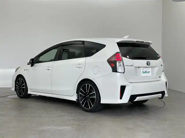 トヨタ プリウス α S ツーリングセレクション G’s 埼玉県 2015(平27)年 5.7万km ホワイトパールクリスタルシャイン 純正メモリーナビ/CD/DVD/Bluetooth/フルセグTV/バックカメラ/LEDオートヘッドライト/LEDイルミネーションビーム/純正大径マフラー/純正18インチAW/G’s専用サスペンション/革巻きステアリング/ハーフレザスポーツーシート/USB/プッシュスタート/スマートキー/ビルトインETC