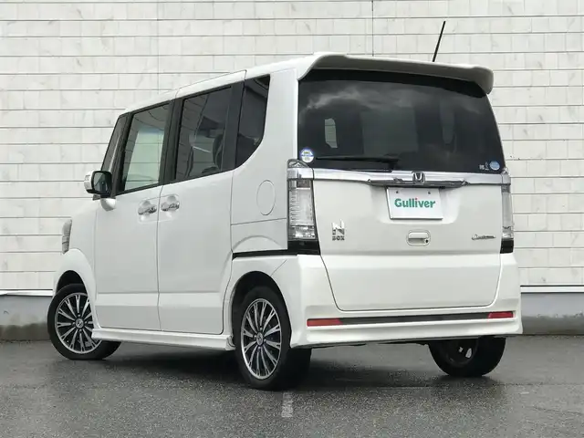 ホンダ Ｎ ＢＯＸ カスタム G ターボパッケージ 富山県 2012(平24)年 11.6万km プレミアムホワイトパール 純正ナビ/フルセグTV/バックカメラ/クルーズコントロール/横滑り防止装置/プッシュスタート/スマートキー/革巻きステアリング/ステアリングスイッチ/両側パワースライドドア/ベンチシート/オートライト/パドルシフト/ETC