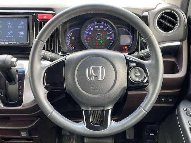 ホンダ Ｎ ＷＧＮ カスタム G Aパッケージ 青森県 2014(平26)年 9.6万km プレミアムホワイトパール 4WD/社外SDナビ・フルセグTV/CD・DVD・SD・Bluetooth/あんしんパッケージ/衝突軽減ブレーキ/サイドカーテンエアバック/横滑り防止機能/クルーズコントロール/合皮コンビシート/ETC/スマートキー/HIDヘッドライト/フォグランプ/純正14インチアルミ