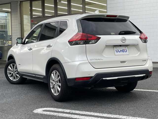 日産 エクストレイル ハイブリッド 20X 埼玉県 2018(平30)年 13.8万km ブリリアントホワイトパール (株)IDOMが運営する【じしゃロン鳩ヶ谷店】の自社ローン専用車両になりますこちらは現金またはオートローンご利用時の価格です。自社ローンご希望の方は別途その旨お申付け下さい/プッシュスタート/インテリジェントキー/エマーションブレーキ/前後ソナー/純正ＳＤナビ/　(CD/DVD/ブルーレイD/USB/AUX/Bluetooth接続)/フルセグＴＶ/バックカメラ/ＥＴＣ/前後ドライブレコーダー/電動リアゲート/ＬＥＤヘッドライト