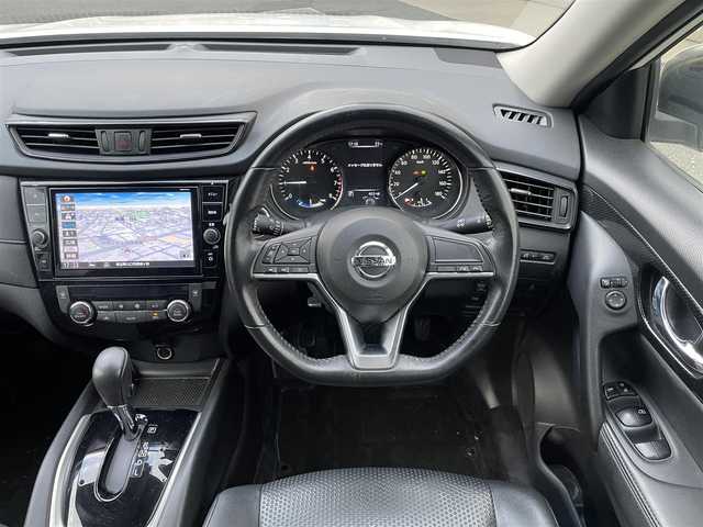 日産 エクストレイル ハイブリッド 20X 埼玉県 2018(平30)年 13.8万km ブリリアントホワイトパール (株)IDOMが運営する【じしゃロン鳩ヶ谷店】の自社ローン専用車両になりますこちらは現金またはオートローンご利用時の価格です。自社ローンご希望の方は別途その旨お申付け下さい/プッシュスタート/インテリジェントキー/エマーションブレーキ/前後ソナー/純正ＳＤナビ/　(CD/DVD/ブルーレイD/USB/AUX/Bluetooth接続)/フルセグＴＶ/バックカメラ/ＥＴＣ/前後ドライブレコーダー/電動リアゲート/ＬＥＤヘッドライト