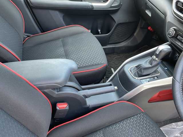 トヨタ ライズ Z 道北・旭川 2020(令2)年 4.3万km ブラックマイカメタリック/ターコイズブルーマイカメタリック 寒冷地仕様/4WD/純正ナビ(CD/DVD/BT/フルセグ)/パノラミックビューモニター/盗難防止装置/衝突軽減ブレーキ/オートライト/電格ミラー/シートヒーター/前後ドライブレコーダー/ウィンカーミラー/フォグランプ/純正フロアマット/ドアバイザー/ETC/コーナーセンサー/LEDヘッドライト/プッシュスタート