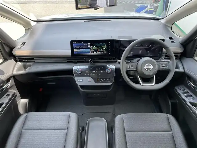 日産 セレナ e－パワー ハイウェイスター V 東京都 2025(令7)年 0.1万km未満 プリズムホワイト 登録済未使用車/純正ナビ/アラウンドビューモニター/デジタルルームミラー/エマージェンシーブレーキ/車線逸脱警報/プロパイロット/ハンズフリーオートスライドドア/ＥＴＣ/ワイヤレス充電器
