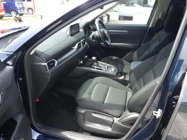 マツダ ＣＸ－５ XD スマートエディション 千葉県 2022(令4)年 4.9万km ディープクリスタルブルーマイカ i-ACTIVSENSE/・スマートブレーキサポート/・ブラインドスポットモニタリング/・レーンキープ・アシスト・システム/アクティブ・ドライビング・ディスプレイ/純正SDナビ/地デジTV/【Bluetooth接続】/360°ビュー・モニター/ドライブレコーダー（前後撮影）/ETC（2.0）/LEDヘッドライト/ウインカーミラー/コーナーセンサー/純正17インチアルミホイル/サイド/カーテンエアバッグ/アドバンストキーレスエントリー