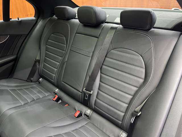 メルセデス・ベンツ Ｃ２２０ｄ アバンギャルド　AMGライン 千葉県 2018(平30)年 5.2万km カバンサイトブルー レザーエクスクルーシブＰＫＧ　/パノラマＳＲ　/純正ナビ　/バックカメラ　/ＡＣＣ　/ＨＵＤ　/シートヒーター　/パワーシート　/ＬＥＤヘッドライト　/ハイビームアシスト　/電動リアゲート　/Ｂｕｒｍｅｓｔｅｒ