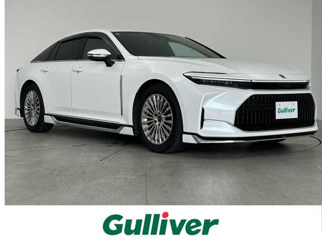 トヨタ クラウン Z 愛知県 2024(令6)年 3.4万km プレシャスホワイトパール モデリスタフルエアロ/（フロント、サイド、リアアンダー）/メーカー12.3型メモリナビ/（FM/AM/フルセグTV/BT）/バックカメラ/（バック、サイド）/レザーシート/全席シートベンチレーション/全席シートヒーター/前席パワーシート/デジタルインナーミラー/純正前後ドラレコ/ETC2.0/電動リアウィンドウサンシェード/電動トランク/トヨタセーフティセンス/・プリクラッシュセーフティ/・レーントレーシングアシスト/・レーンディパーチャーアラート/・レーダークルーズコントロール（全車速追従機能付）/・アダプティブハイビームシステム/・ロードサインアシスト/・ドライバー異常時対応システム/・プロアクティブドライビングアシスト/・発進遅れ告知機能/・緊急時操舵支援/・フロントクロストラフィックアラート/・レーンチェンジアシスト/・ヘッドアップディスプレイ/・クリアランスソナー/・ブラインドスポッとモニター/純正19インチAW/純正フロアマット/ドアバイザー
