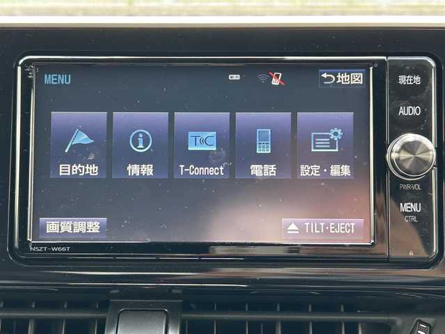 トヨタ Ｃ－ＨＲ G 佐賀県 2017(平29)年 6.3万km ホワイトパールクリスタルシャイン C-HR Sporty Style/トヨタセーフティセンス/・プリクラッシュセーフティ/・レーダークルーズコントロール/・レーンディパーチャーアラート/・オートマチックハイビーム/ブラインドスポットモニター/クリアランスソナー/純正SDナビ/・バックカメラ/・フルセグTV/BT/CD/DVD/ハーフレザーシート/シートヒーター/純正18インチAW/LEDヘッドライト/シーケンシャルウィンカー/フォグランプ/オートライト/ETC/電動パーキングスイッチ/トノカバー/エアバックW/サイド/カーテン