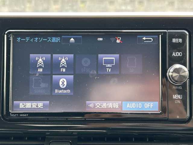 トヨタ Ｃ－ＨＲ G 佐賀県 2017(平29)年 6.3万km ホワイトパールクリスタルシャイン C-HR Sporty Style/トヨタセーフティセンス/・プリクラッシュセーフティ/・レーダークルーズコントロール/・レーンディパーチャーアラート/・オートマチックハイビーム/ブラインドスポットモニター/クリアランスソナー/純正SDナビ/・バックカメラ/・フルセグTV/BT/CD/DVD/ハーフレザーシート/シートヒーター/純正18インチAW/LEDヘッドライト/シーケンシャルウィンカー/フォグランプ/オートライト/ETC/電動パーキングスイッチ/トノカバー/エアバックW/サイド/カーテン