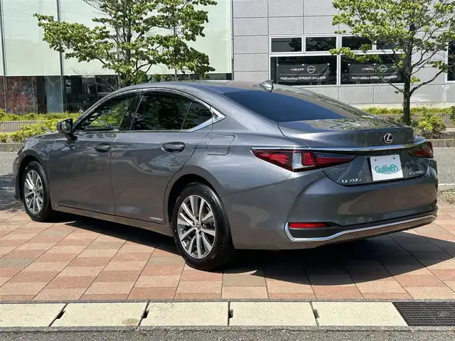 レクサス ＥＳ 300h 福島県 2019(平31)年 2.5万km マーキュリーグレーマイカ サンルーフ/メーカーナビ/(BT/USB/SD/AM/FM/Miracast)/ヘッドアップディスプレイ/LEDオートライト/オートハイビーム/レーダークルーズコントロール/レザーシート/運転席メモリシート/前席パワーシート/前席シートヒーター/前席ベンチレーター/ハンドルヒーター/プリクラッシュセーフティ/車線逸脱防止支援/ドライブレコーダー/パドルシフト/ステアリングスイッチ
