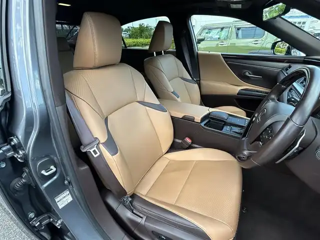 レクサス ＥＳ 300h 福島県 2019(平31)年 2.5万km マーキュリーグレーマイカ サンルーフ/メーカーナビ/(BT/USB/SD/AM/FM/Miracast)/ヘッドアップディスプレイ/LEDオートライト/オートハイビーム/レーダークルーズコントロール/レザーシート/運転席メモリシート/前席パワーシート/前席シートヒーター/前席ベンチレーター/ハンドルヒーター/プリクラッシュセーフティ/車線逸脱防止支援/ドライブレコーダー/パドルシフト/ステアリングスイッチ