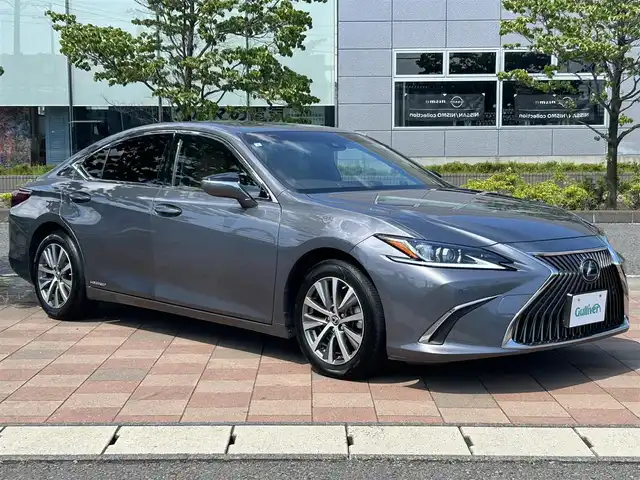 レクサス ＥＳ 300h 福島県 2019(平31)年 2.5万km マーキュリーグレーマイカ サンルーフ/メーカーナビ/(BT/USB/SD/AM/FM/Miracast)/ヘッドアップディスプレイ/LEDオートライト/オートハイビーム/レーダークルーズコントロール/レザーシート/運転席メモリシート/前席パワーシート/前席シートヒーター/前席ベンチレーター/ハンドルヒーター/プリクラッシュセーフティ/車線逸脱防止支援/ドライブレコーダー/パドルシフト/ステアリングスイッチ