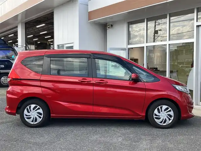 ホンダ フリード＋ G ホンダセンシング 山口県 2018(平30)年 3.5万km プレミアムクリスタルレッドM 純正ギャザーズナビ＆/フルセグTV＆バックカメラ/純正フロアマット/ドアバイザー/両側パワースライド/ビルトインETC