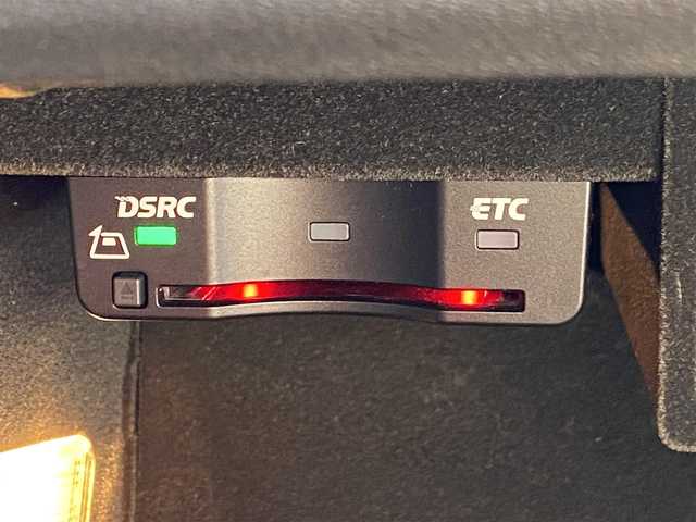 アウディ ＴＴＳクーペ 2.0 TFSI クワトロ 福岡県 2015(平27)年 8.6万km デイトナグレーパールエフェクト RSスタイルquattroグリル/可変リアウイング/バーチャルコックピット/・純正ナビ/・CD/DVD/Bluetooth/・フルセグTV/BANG&OLUFSENサウンド/バックカメラ/ETC2.0/純正ドライブレコーダー/4本出しマフラー/バケットシート/・赤革シート/・パワーシート/・シートヒーター/クルーズコントロール/コーナーセンサー/LEDヘッドライト