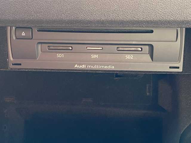 アウディ ＴＴＳクーペ 2.0 TFSI クワトロ 福岡県 2015(平27)年 8.6万km デイトナグレーパールエフェクト RSスタイルquattroグリル/可変リアウイング/バーチャルコックピット/・純正ナビ/・CD/DVD/Bluetooth/・フルセグTV/BANG&OLUFSENサウンド/バックカメラ/ETC2.0/純正ドライブレコーダー/4本出しマフラー/バケットシート/・赤革シート/・パワーシート/・シートヒーター/クルーズコントロール/コーナーセンサー/LEDヘッドライト