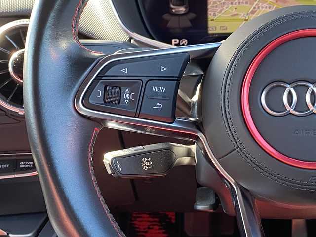 アウディ ＴＴＳクーペ 2.0 TFSI クワトロ 福岡県 2015(平27)年 8.6万km デイトナグレーパールエフェクト RSスタイルquattroグリル/可変リアウイング/バーチャルコックピット/・純正ナビ/・CD/DVD/Bluetooth/・フルセグTV/BANG&OLUFSENサウンド/バックカメラ/ETC2.0/純正ドライブレコーダー/4本出しマフラー/バケットシート/・赤革シート/・パワーシート/・シートヒーター/クルーズコントロール/コーナーセンサー/LEDヘッドライト