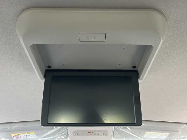 日産 セレナ e－パワー ハイウェイスター V 静岡県 2025(令7)年 0.1千km プリズムホワイト 純正メモリナビ/・フルセグＴＶ/・Bluetooth/・USB/・AM/・FM/安全装備/・衝突軽減/・レーンキープ/・追従クルコン/・コーナーセンサー前後/・全方位カメラ/・BSM/主要装備/・後席モニター/・両側パワスラ/・置くだけ充電/・デジタルインナーミラー/・ETC/・ドラレコ/・LEDヘッドライト/・オートライト/・オートハイビーム/・フォグランプ/・電動パーキングブレーキ/・オートホールド/・純正アルミホイール