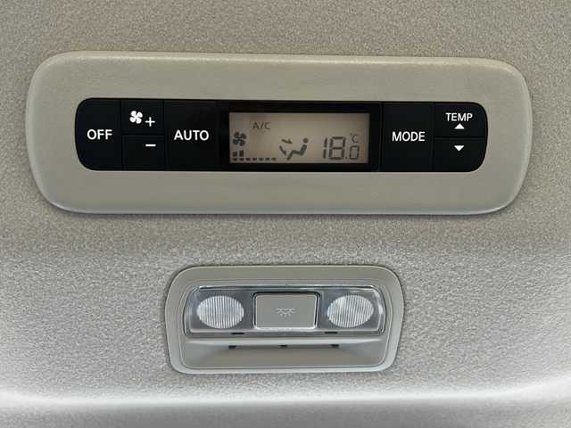 日産 セレナ e－パワー ハイウェイスター V 静岡県 2025(令7)年 0.1千km プリズムホワイト 純正メモリナビ/・フルセグＴＶ/・Bluetooth/・USB/・AM/・FM/安全装備/・衝突軽減/・レーンキープ/・追従クルコン/・コーナーセンサー前後/・全方位カメラ/・BSM/主要装備/・後席モニター/・両側パワスラ/・置くだけ充電/・デジタルインナーミラー/・ETC/・ドラレコ/・LEDヘッドライト/・オートライト/・オートハイビーム/・フォグランプ/・電動パーキングブレーキ/・オートホールド/・純正アルミホイール