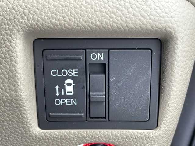 ホンダ Ｎ ＢＯＸ G EX ホンダセンシング 千葉県 2017(平29)年 4万km ルナシルバーM 純正ナビ/バックカメラ/片側パワスラ/ＥＴＣ/純正フロアマット/社外アルミホイール/ドアバイザー/チップアップシート/ホンダセンシング/衝突軽減ブレーキ/レーンキープアシスト/LEDヘッドライト/ウィンカーミラー/ステアリングスイッチ/レーダークルーズコントロール