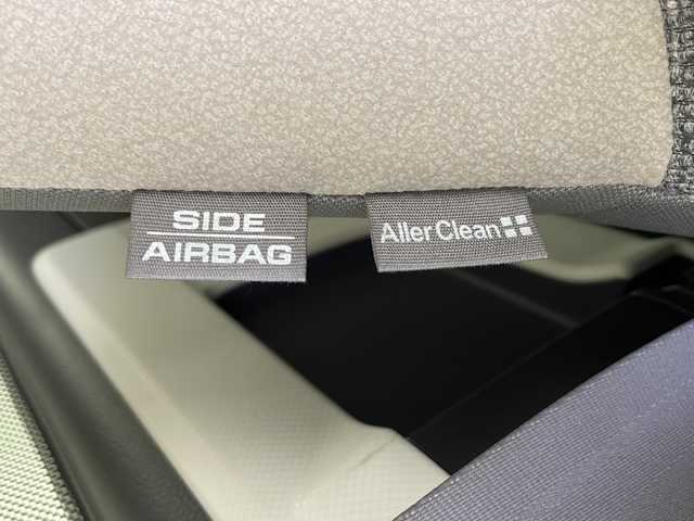 ホンダ Ｎ ＢＯＸ G EX ホンダセンシング 千葉県 2017(平29)年 4万km ルナシルバーM 純正ナビ/バックカメラ/片側パワスラ/ＥＴＣ/純正フロアマット/社外アルミホイール/ドアバイザー/チップアップシート/ホンダセンシング/衝突軽減ブレーキ/レーンキープアシスト/LEDヘッドライト/ウィンカーミラー/ステアリングスイッチ/レーダークルーズコントロール