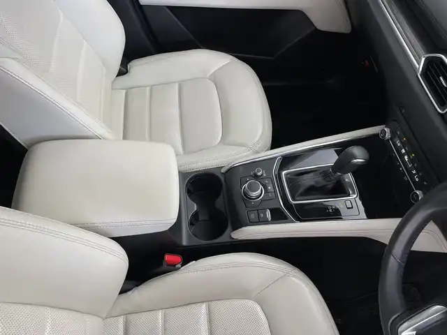 マツダ ＣＸ－５ XD Lパッケージ 鹿児島県 2020(令2)年 2.9万km ポリメタルグレーM 純正メーカーナビ/（AM/FM/Bluetooth/フルセグ）/全周囲カメラ/レザーシート/レーダークルーズコントロール/ブラインドスポットモニター　/ヘッドアップディスプレイ/パドルシフト/パワーバックドア/ステアリングヒーター/オートライト/オートワイパー/コーナーセンサー/ETC/電動パーキング/オートホールド