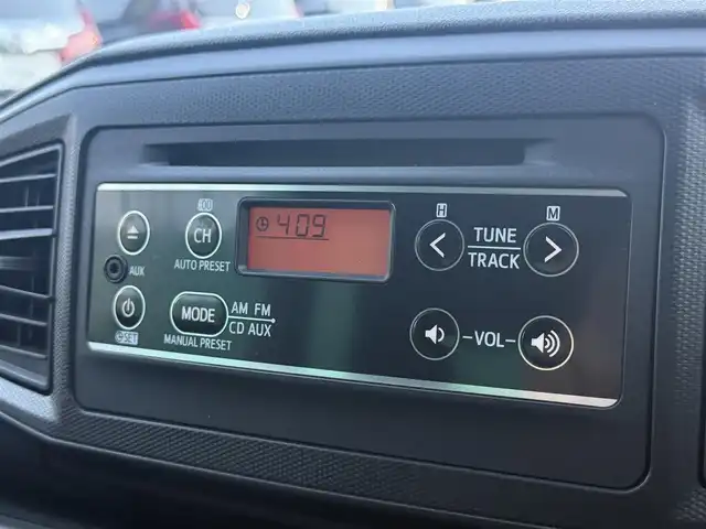 ダイハツ ミラ イース L SAⅢ 千葉県 2020(令2)年 3.9万km ホワイト 純正オーディオ（AM/FM/CD/AUX)/スマートアシストIII/・衝突回避支援ブレーキ機能/・衝突警報機能/・車線逸脱警報機能/・誤発進抑制制御機能/・先行車発進お知らせ機能/・コーナーセンサー/・オートハイビーム/アイドリングストップ/ドアバイザー/純正ホイールキャップ/リモコンキー/ハロゲンライト