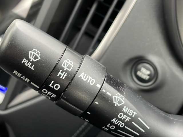 スバル インプレッサ スポーツ 2．0i－S アイサイト 岩手県 2017(平29)年 7万km クリスタルホワイトP STIエアロ 8型ナビ バックC フルセグTV BSM Bluetooth再生 DVD再生 パドルシフト 追従クルーズコントロール 電動シート オートLEDライト FRフォグランプ 電動パーキングブレーキ 純正18インチAW スマートキー