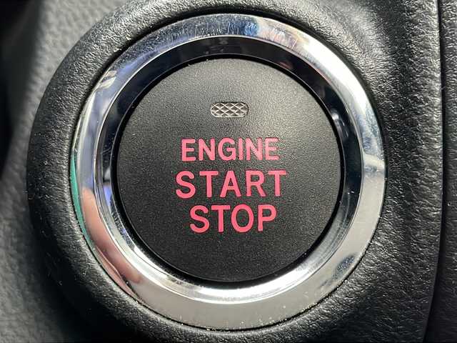 スバル インプレッサ スポーツ 2．0i－S アイサイト 岩手県 2017(平29)年 7万km クリスタルホワイトP STIエアロ 8型ナビ バックC フルセグTV BSM Bluetooth再生 DVD再生 パドルシフト 追従クルーズコントロール 電動シート オートLEDライト FRフォグランプ 電動パーキングブレーキ 純正18インチAW スマートキー